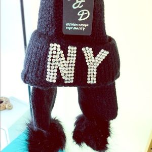 New York Chunky Beanie with Earflaps
